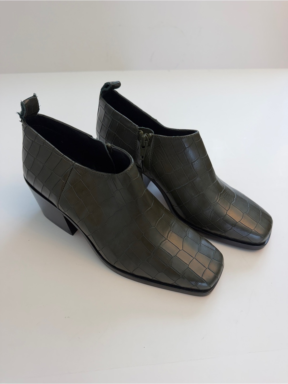M. Gemi “The Martina” Green Crocodile-Embossed Italian Made Booties, Size 37/7